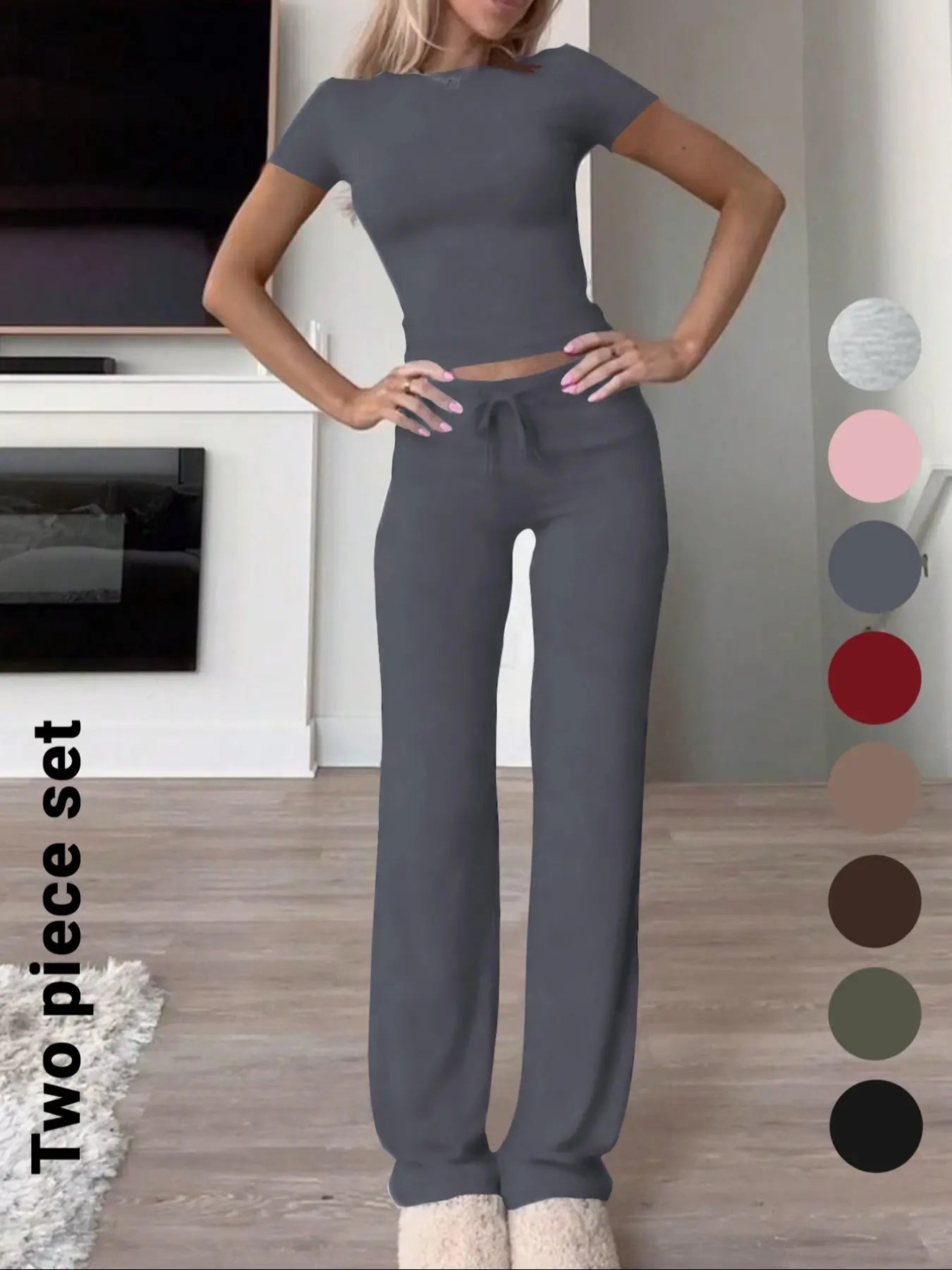 Women's Casual Two-Piece Set: Crop Tee & Drawstring Pants